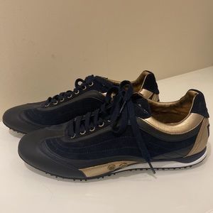 Like new D&G Dolce and Gabanna gold and Navy runners size 10 (euro 42)